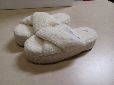 Zapatilla con plataforma de piel sintética ROSA, L (9-10) Foto 1 de 4