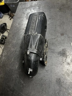 Kawasaki Jet Ski 550 SX JS550 1990 SILENCIADOR TUBO DE ESCAPE SILENCIADOR CAJA DE PAN Foto 1 de 4