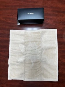 CHANEL SUBILMAGE FACE FACIAL WASH CLOTH NEW IN BOX - Picture 1 of 6