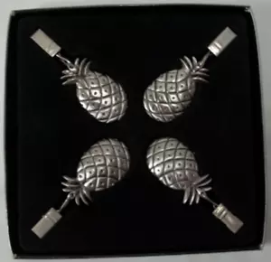 NEU von AMC 4er Set Zinn 2" Ananas Tischdecke Gewichte und Clips - Bild 1 von 4