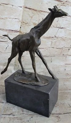 Estatueta de bronze girafa africana assinada Milo figura estátua animal selvagem - Imagem 1 de 4