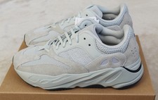 adidas yeezy 700 v2 salt