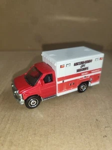 Loose Matchbox Ford e-350 Ambulance Variation #4 - Picture 1 of 3