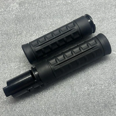 2024-2025 OEM Harley Handlebar Grips For Road Glide Street Glide - 56100587 - Image 1 of 4