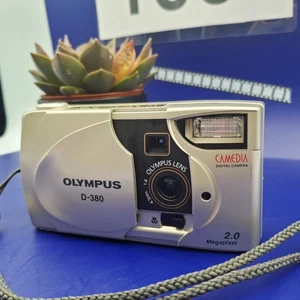 Olympus Digital Camera Camedia D-380 2.0MP Silver Tested / Working. (refB.N) - Picture 1 of 9