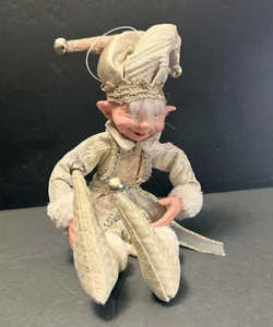 Weihnachten Champagner Pixie Narr Elfe 16" dekorative Drahtgitter Ornament - Bild 1 von 7