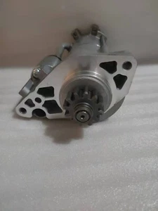 Starter Motor LR061893 438000-1540 for Range Rover 12V 2.0KW 13T CW - Picture 1 of 3