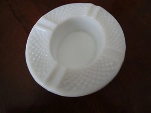 Vintage Westmoreland Milchglas ovaler Aschenbecher, Zigarettentabak, - Bild 1 von 5