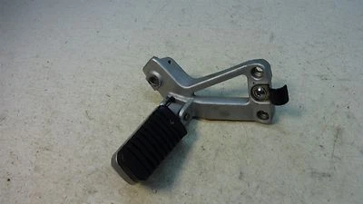 Kawasaki Concours ZG1000 A14 1000 K484 1999. estriba trasera derecha y soporte Foto 1 de 4