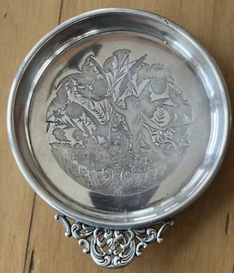 Antique Silver Plated Porringer with Engraved Cherub and Garden Scene - Picture 1 of 6