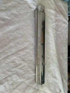 1972 B PILLAR CHROME TRIM ROLLS ROYCE SILVER SPIRIT SILVER SPUR  - Picture 1 of 9