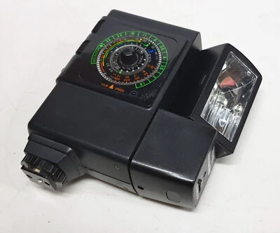 Sunpack Auto Zoom 3000 Thyristor Flash - Working - Image 1 of 4