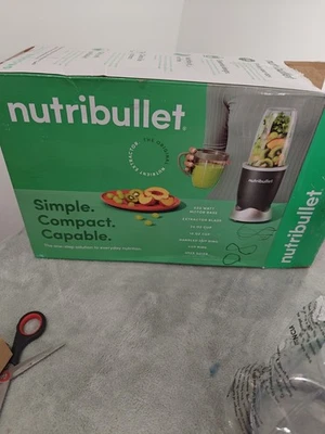 Exprimidor licuadora extractor NutriBullet Nutrition, caja abierta marca 600 vatios  Foto 1 de 4