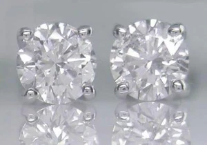 Tachuelas solitarias de diamantes de corte brillante redondo de 0,75 quilates en oro blanco de 18 quilates - Imagen 1 de 2