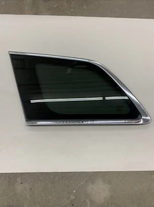 16 17 18 19 GRAND CHEROKEE OEM REAR LEFT DRIVER QUARTER WINDOW GLASS 68295541AA - Bild 1 von 11