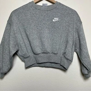 Nike Sportswear Club Fleece Girls Sweater Small Gray Crewneck - Picture 1 of 5