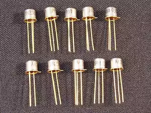 Menge 10: Qualität Motorola 2N2369 Vintage Transistor Gold Kabel USA Verkäufer Neu aus altem Lagerbestand - Bild 1 von 2