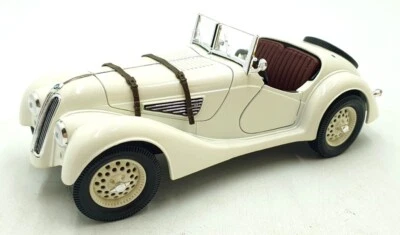Road Legends 1/18 Scale Diecast 81024P - 1940 BMW 328 - White - Image 1 of 4