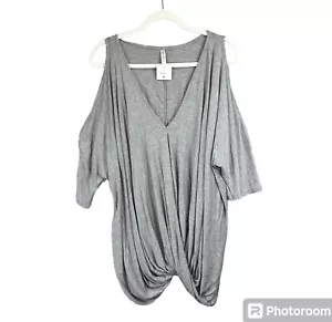 Cold Shoulder Top Plus 3/3X Gray V-neck Stretchy Blouse Short Sleeve Twisted Hem - Picture 1 of 8