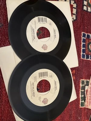 Travis Tritt two records country club / drift off to dream 45 rpm Foto 1 de 4