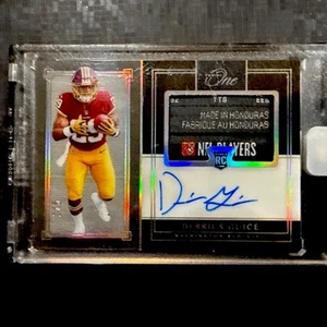 2018 Derrius Guice Panini One Rookie Auto LAUNDRY TAG RPA 2/5 RC - Picture 1 of 17