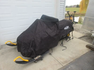 NUEVO DE LOTE NUEVO ENGRANAJES CANADA UNIVERSAL MOTO DE NIEVE CUBIERTA REMOLCABLE 121" 300188-1-XL  Foto 1 de 4