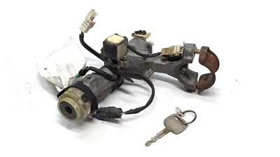 1996 Toyota Avalon Automatic Ignition Switch W/ Key Assembly - Image 1 of 4