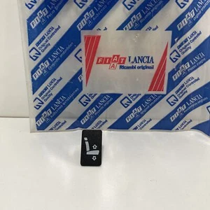 BOTTONE SX SEDILI ANTERIORI FIAT TIPO - LANCIA DEDRA - DELTA ORIGINALE 181225680 - Imagen 1 de 4