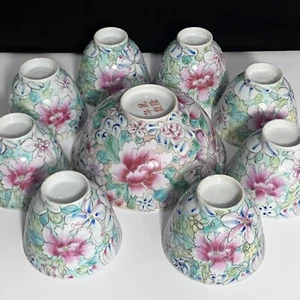 ANTIQUE CHINESE PORCELAIN / Set Of 9 / QING DYNASTY / Mille Fleurs / 3 CRACKS - Picture 1 of 16