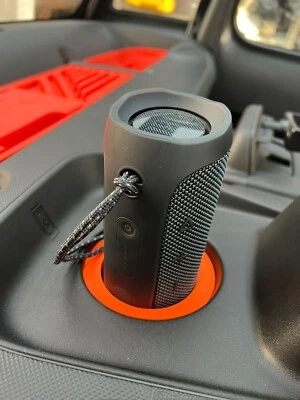 Ferma Cassa JBL FLIP ESSENTIAL 2 n.(1pz) per Citroen AMI - Accessori Citroen AMI - Immagine 1 di 3