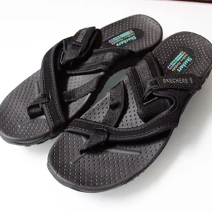 Skechers Vibrance Strappy Sandals Womens Black Size 9.5 Reggae Outdoor NWOT - Picture 1 of 6