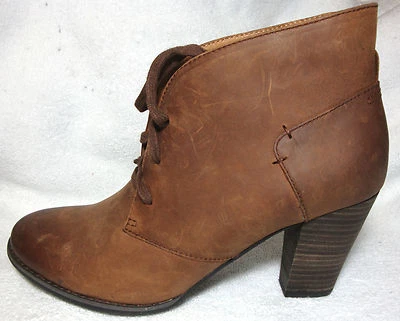 Indigo by Clarks Solid Brown Leather Ankle Lace-Up Boots/Booties/Heels 9 M NEW - Image 1 of 4