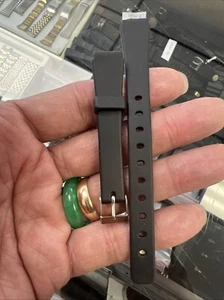 Correa de reloj de silicona de repuesto para reloj de pulsera de goma negra de 10 mm 🕷️ - Imagen 1 de 10