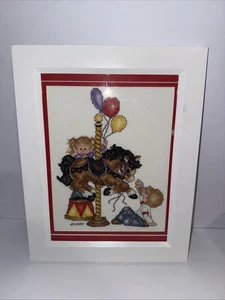 Nadelspitze Karussell Pferd mit kleinem Mädchen, Junge Luftballons signiert 14x11 Bild10x8 - Bild 1 von 2