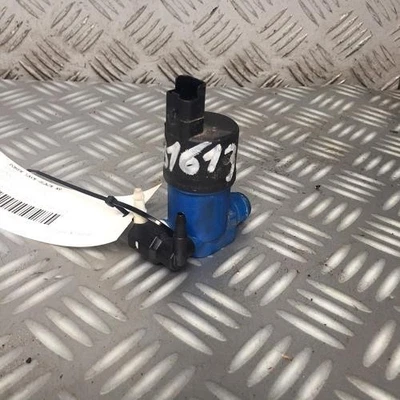 Pompe lave glace avant RENAULT CLIO 4 phase 1 IV DCI 8200316568 - Photo 1/4