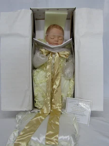 Ashton Drake Royal Highness Prince George of Cambridge Baby Doll w/COA No. 7487 - Picture 1 of 12