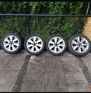 4 Komplett Winterräder für Audi A1 🛞 8X0601025A 195/50 R16 88H Original Audi - Bild 1 von 9