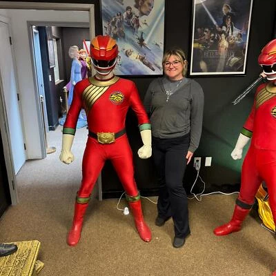 Red Power Ranger 真人尺寸二手雕像 #3 1:1 比例展示 — 第 1/4 张图片