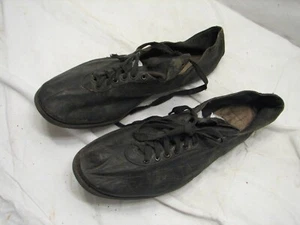 Vintage Low Top Long Spikes Track Stollen Schuhe Metall Antik Sport Fußball - Bild 1 von 6