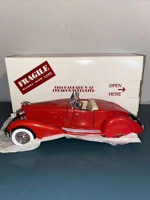 Danbury Mint 1934 Packard Lebaron V-12 Speedster 1:24 Die Cast Metal In Box - Image 1 of 4