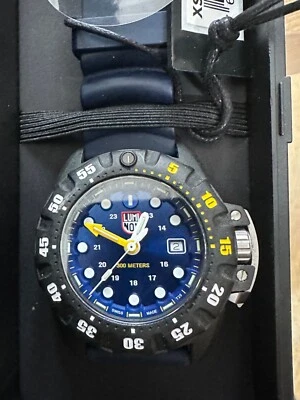 Buceo profundo Luminox Scott Cassell 45 mm 30 ATM XS. Reloj 1553 Foto 1 de 4