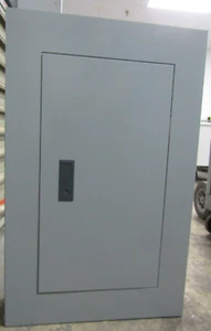 😃 SIEMENS 225 AMP MAIN LUG PANELBOARD 480Y/277 VAC 3Ø 30 CIRCUIT H430ML4225STM - Picture 1 of 13