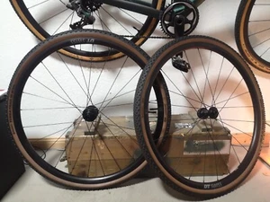 Laufradsatz 28" DT Swiss Gravel LN mit 36T Rachtet LN XD-Aufnahme - Bild 1 von 2