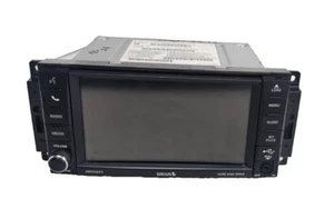 Jeep Dodge Chrysler 2011 2013 pantalla reproductor de CD radio satélite 42774 OEM - Imagen 1 de 11
