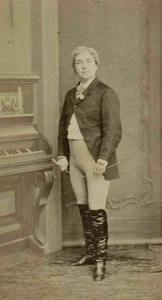CDV Photo – Marie Favart – French Opera Singer – A. Liebert c.1870 - Picture 1 of 8