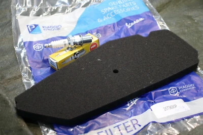 Inspektion Kit klein Piaggio Sfera (1) 50 NSL (NSL1T) 2t Luftfilter + Zündkerze - Bild 1 von 3