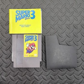 Nintendo Entertainment Sysytem NES - Super Mario Bros 3 (1990) w/ Manual Tested