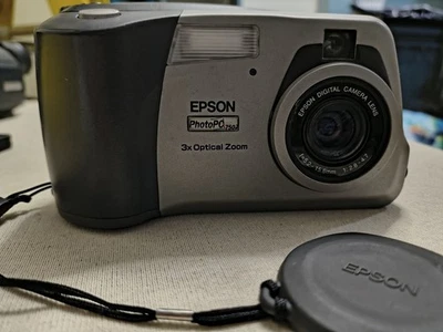 Câmera Digital Epson PhotoPC 750Z 1.2MP com Zoom Óptico 3x *Somente Câmera - Imagem 1 de 4
