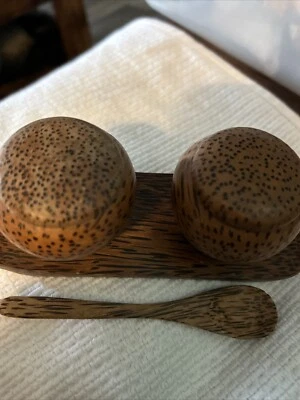 Adegas de madeira de sal e pimenta - Imagem 1 de 4