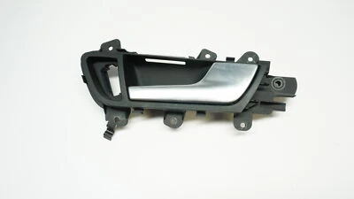 Audi S4 - Manija puerta pasajero trasero 2010-2016 Foto 1 de 4